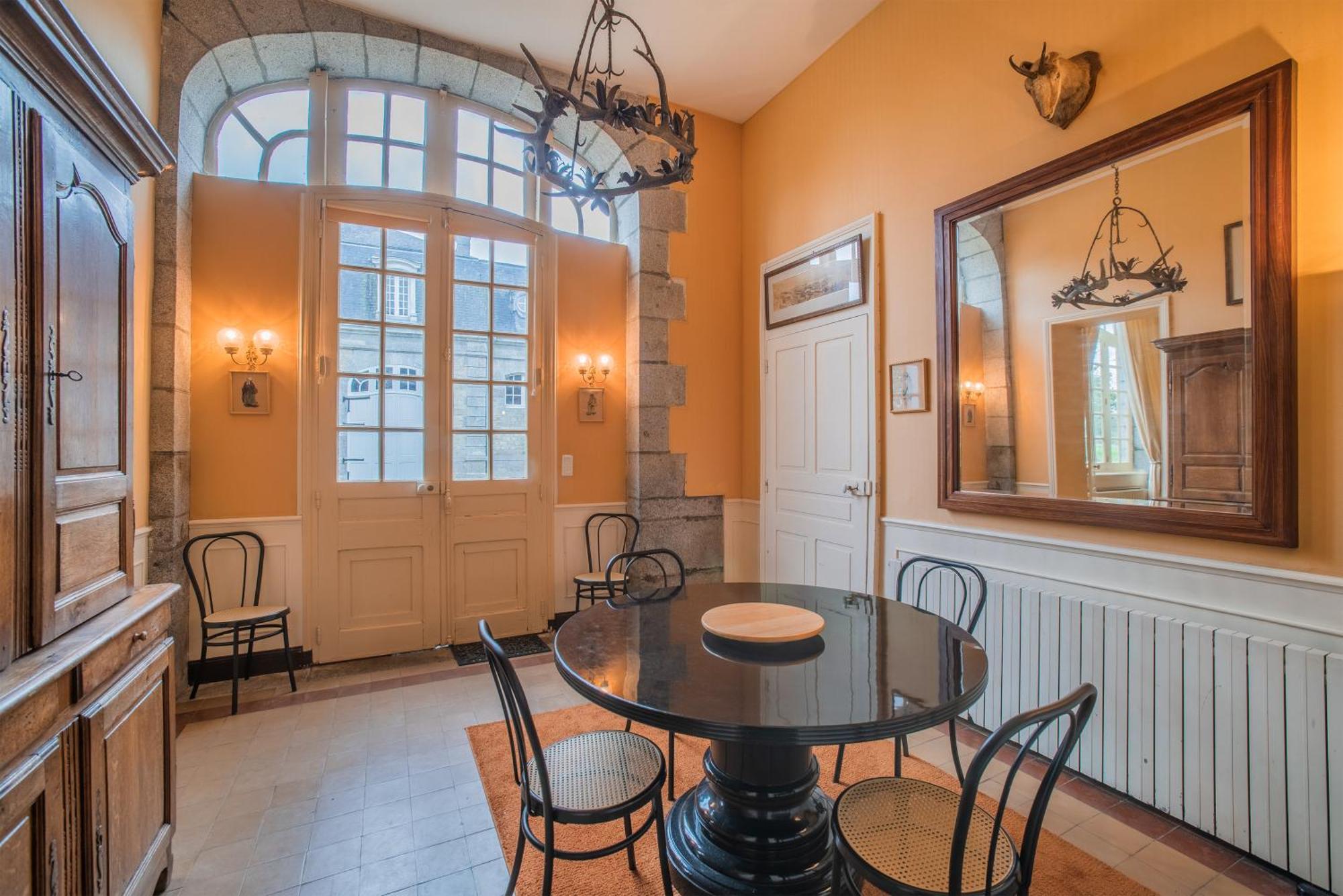 Holiday Home Chateau De Bouceel Mont Saint Michel Vergoncey Zimmer foto